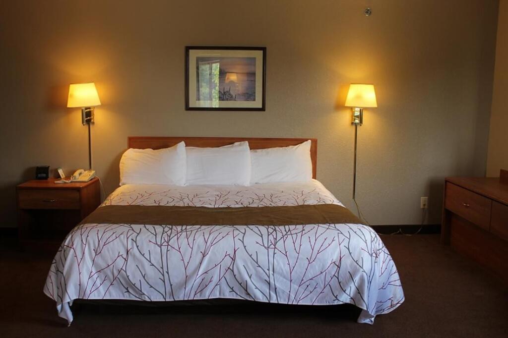Edmore Inn 外观 照片